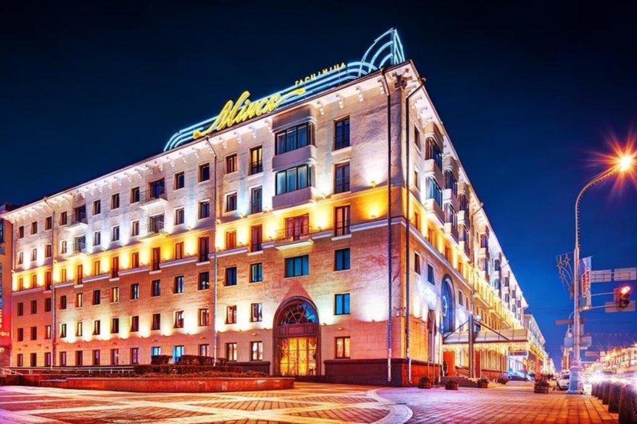 Hotel Minsk Exterior foto